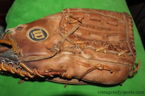 Vintage Ron Guidry Wilson Baseball Glove Model A2234