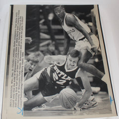 1989 Butler vs Wisconsin Basketball Photo, Thad Matta & Larry Hisle Jr., Chicago Tribune Archives COA